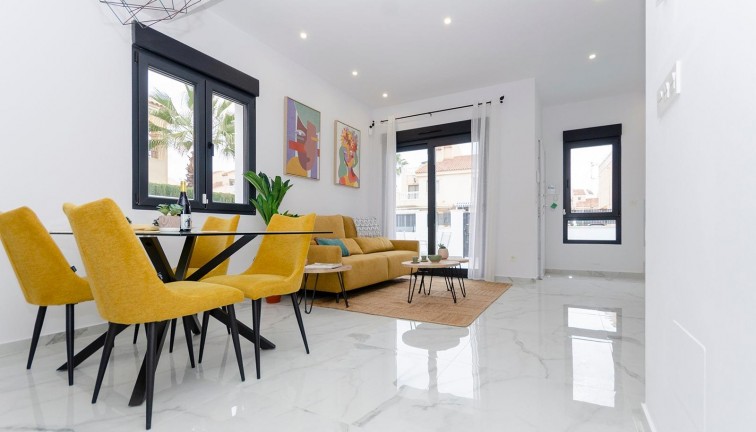 Obra nueva - Chalet - Torrevieja - Torretas