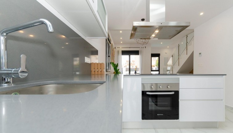 Obra nueva - Chalet - Torrevieja - Torretas