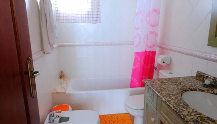 Resale - Finca - Orihuela