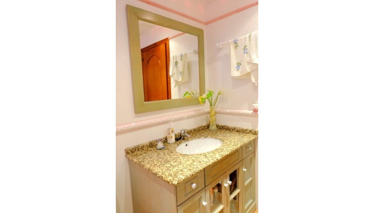 Resale - Finca - Orihuela