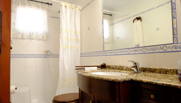 Resale - Finca - Orihuela