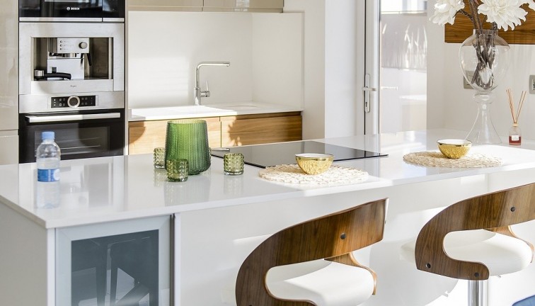 Uudistuotanto - Erillistalo - Cartagena - Playa Honda