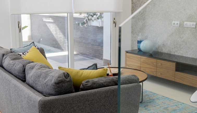 Uudistuotanto - Erillistalo - Cartagena - Playa Honda