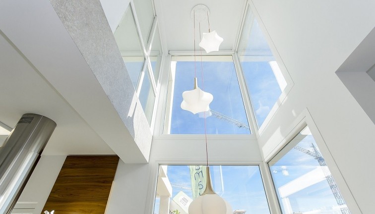 Uudistuotanto - Erillistalo - Cartagena - Playa Honda