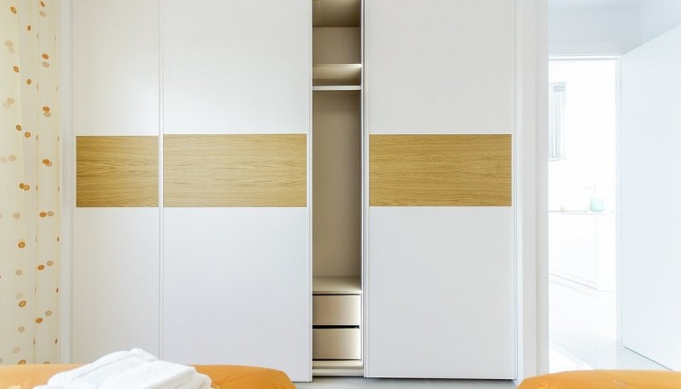 Uudistuotanto - Erillistalo - Cartagena - Playa Honda