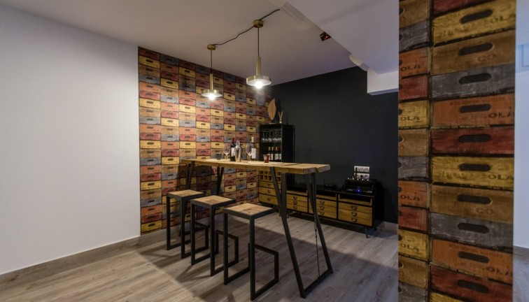 Uudistuotanto - Erillistalo - Cartagena - Playa Honda