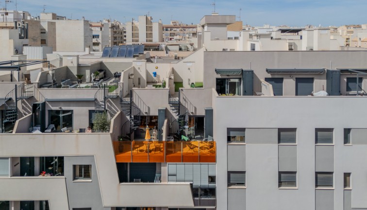 Jälleenmyynti - Asunto - Ylimmän kerroksen asunto - Torrevieja