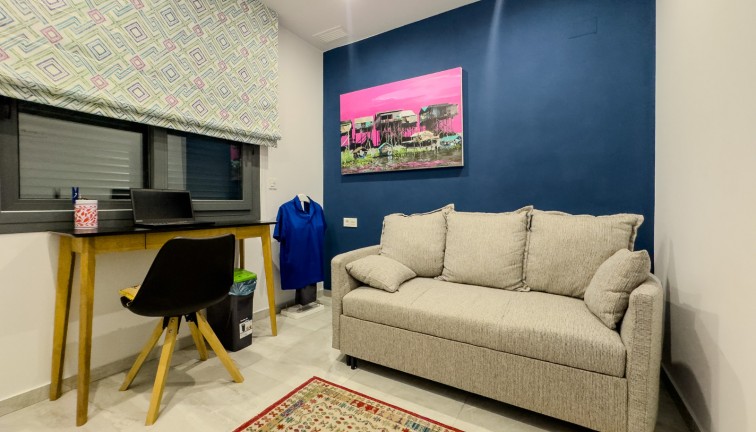 Jälleenmyynti - Asunto - Ylimmän kerroksen asunto - Torrevieja