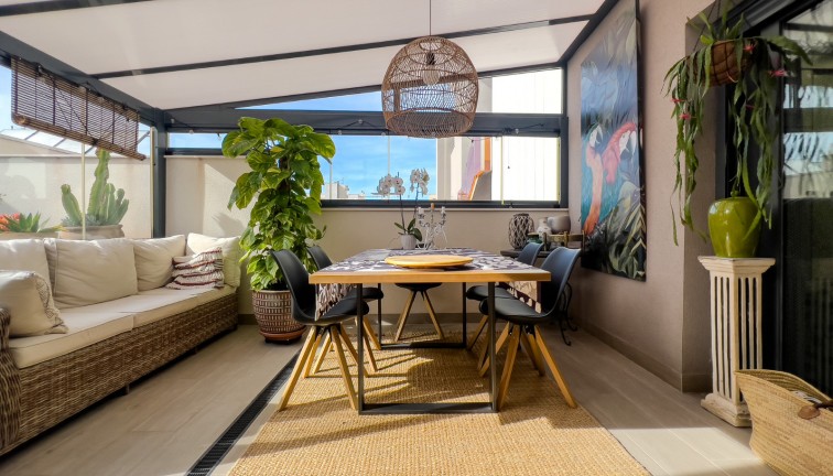 Jälleenmyynti - Asunto - Ylimmän kerroksen asunto - Torrevieja