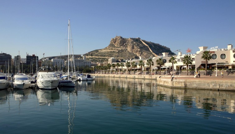 Obra nueva - Apartamento / piso - Torrevieja - Torreblanca