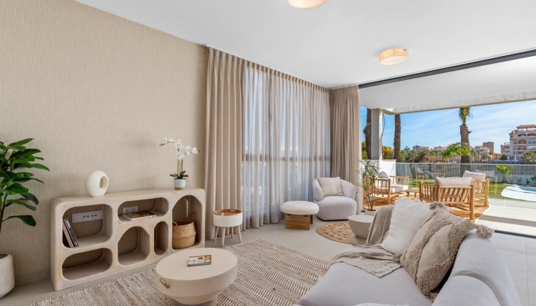 Uudistuotanto - Asunto - Cartagena - Mar De Cristal