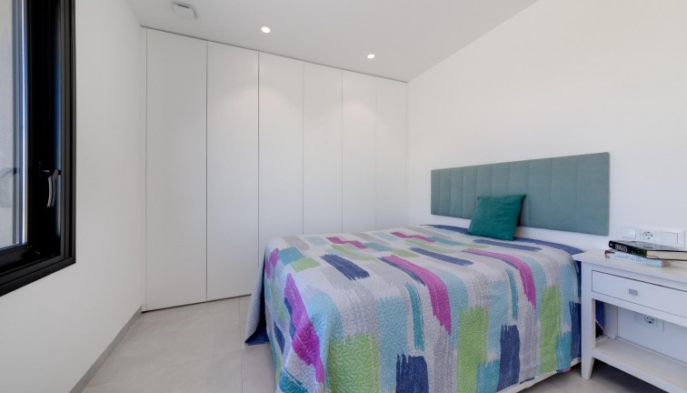 Obra nueva - Chalet - Pilar de la Horadada