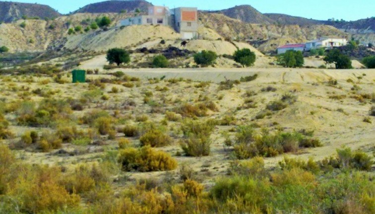 Resale - Plot - Torremendo