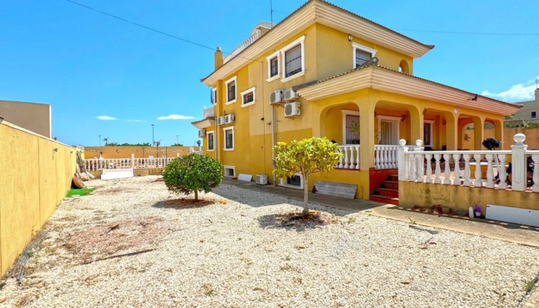 Reventa - Chalet - Torrevieja - Los Balcones