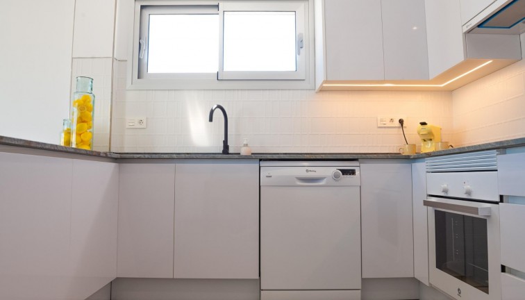 New Build - Chalet - Los Alcazares