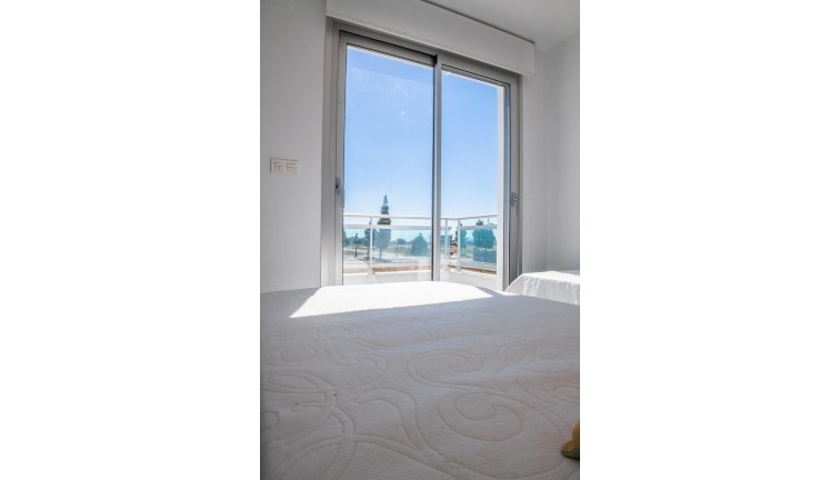 New Build - Chalet - Los Alcazares