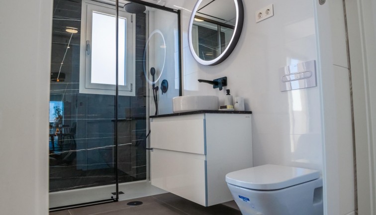 New Build - Chalet - Los Alcazares