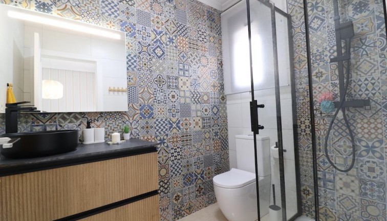 Reventa - Casa adosada - San Miguel de Salinas