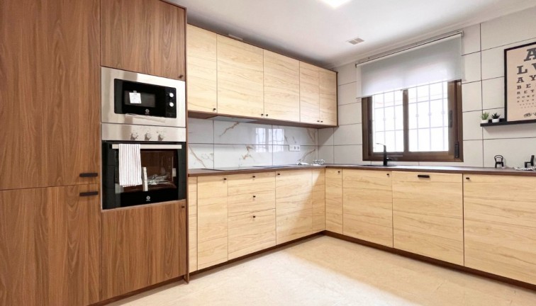 Reventa - Casa adosada - San Miguel de Salinas