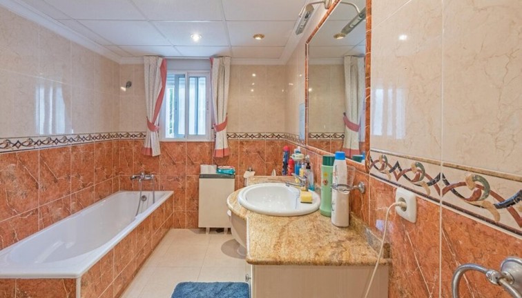 Resale - Chalet - La Murada