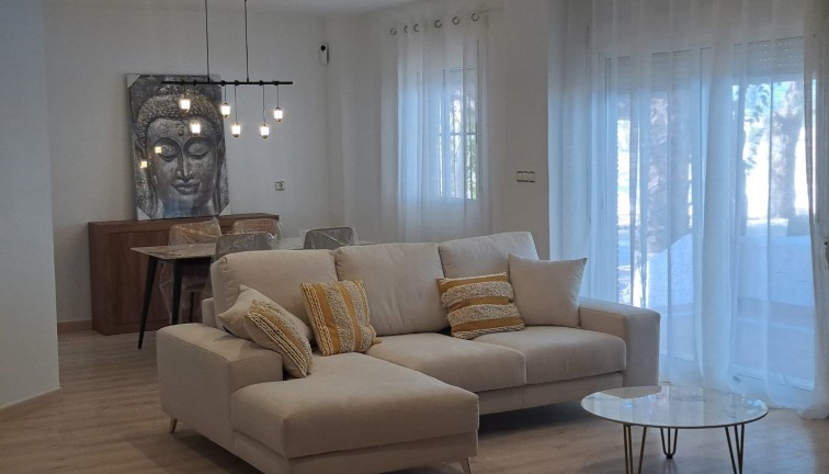 Jälleenmyynti - Erillistalo - Orihuela