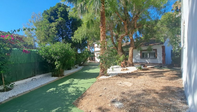 Jälleenmyynti - Erillistalo - Orihuela