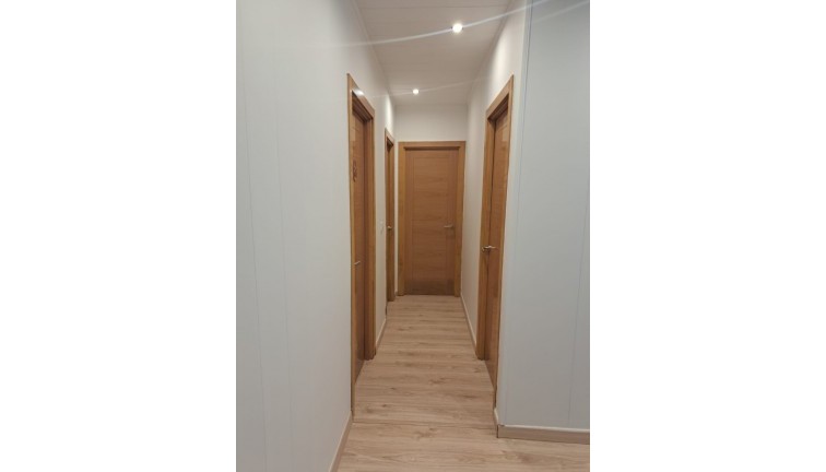 Jälleenmyynti - Erillistalo - Orihuela