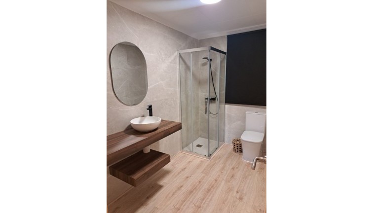 Jälleenmyynti - Erillistalo - Orihuela