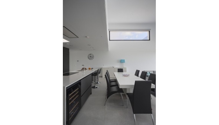 Uudistuotanto - Erillistalo - Banos y Mendigo - Altaona Golf