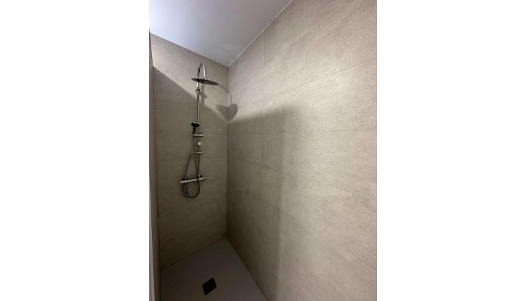 Uudistuotanto - Erillistalo - Pinoso