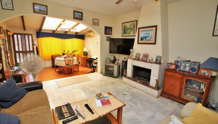 Resale - Semi-Detached - Villamartín