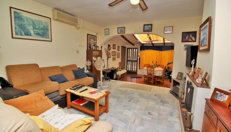 Resale - Semi-Detached - Villamartín