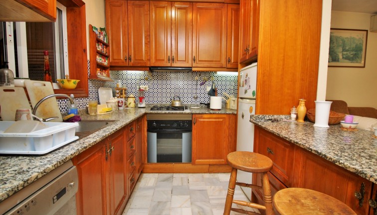 Resale - Semi-Detached - Villamartín