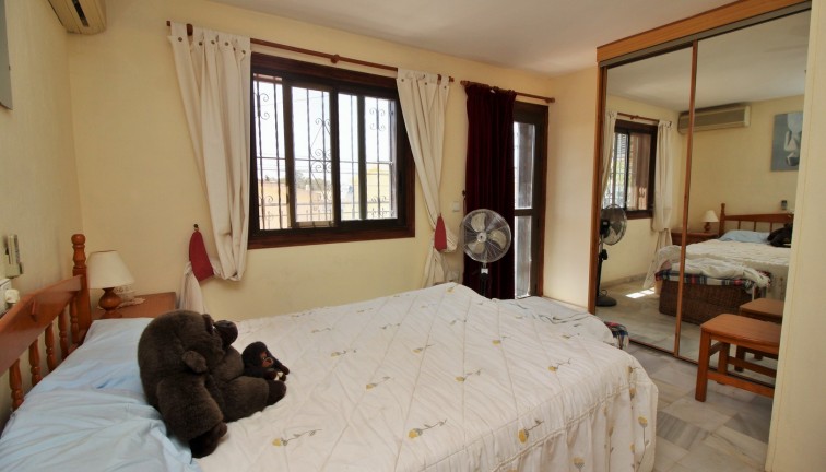 Resale - Semi-Detached - Villamartín