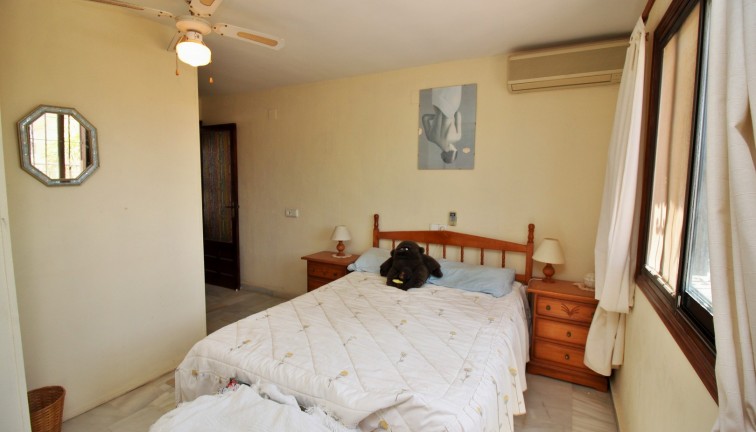 Resale - Semi-Detached - Villamartín