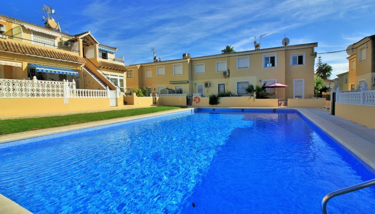 Resale - Semi-Detached - Villamartín