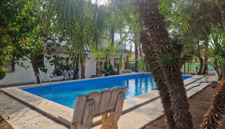 Jälleenmyynti - Erillistalo - Orihuela