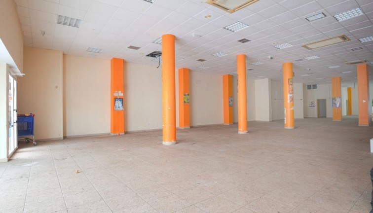 Resale - Commercial - Torrevieja