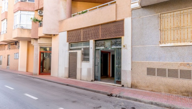 Resale - Commercial - Torrevieja