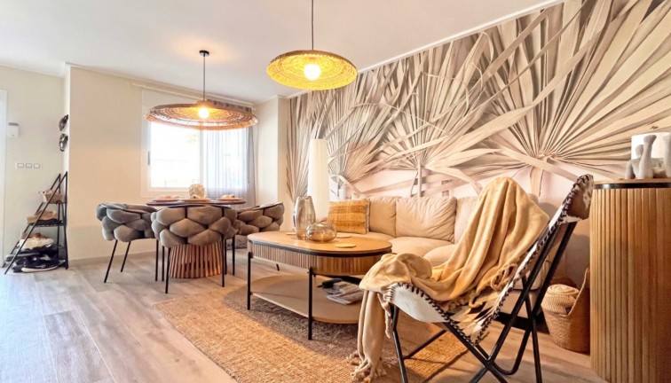 Reventa - Casa adosada - Torrevieja - Los Balcones