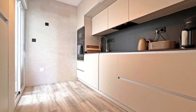 Reventa - Casa adosada - Torrevieja - Los Balcones