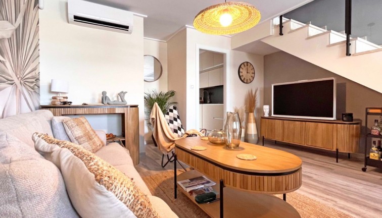 Reventa - Casa adosada - Torrevieja - Los Balcones