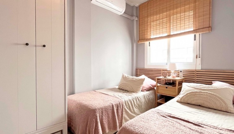 Reventa - Casa adosada - Torrevieja - Los Balcones