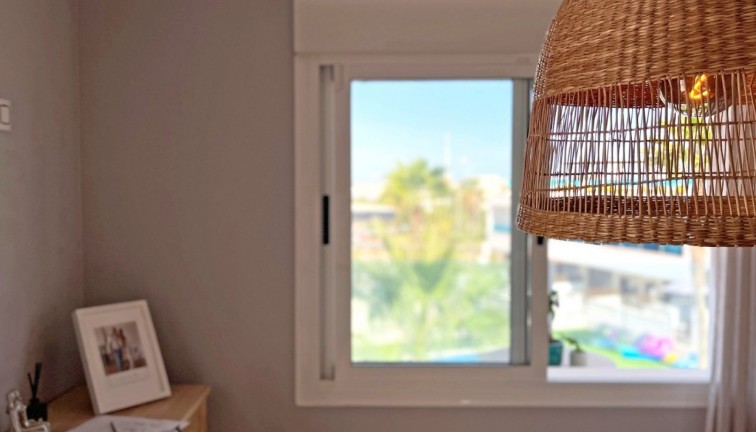 Reventa - Casa adosada - Torrevieja - Los Balcones