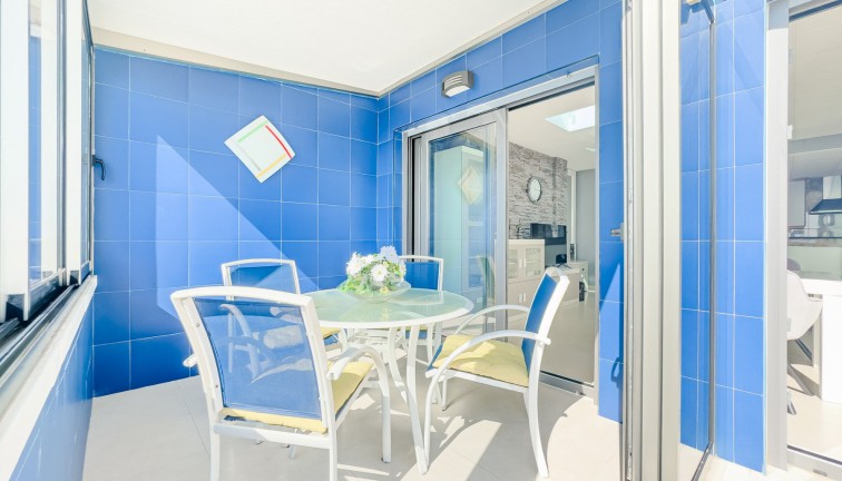 Reventa - Apartamento - Apartamento en el último piso - Torrevieja - Playa de los Locos