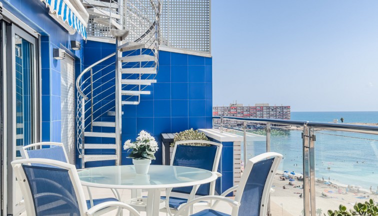Reventa - Apartamento - Apartamento en el último piso - Torrevieja - Playa de los Locos