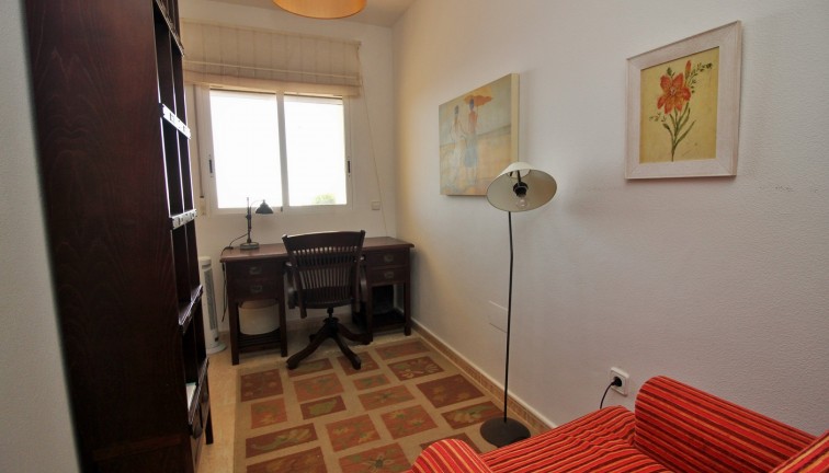 Resale - Apartment - Cabo Roig