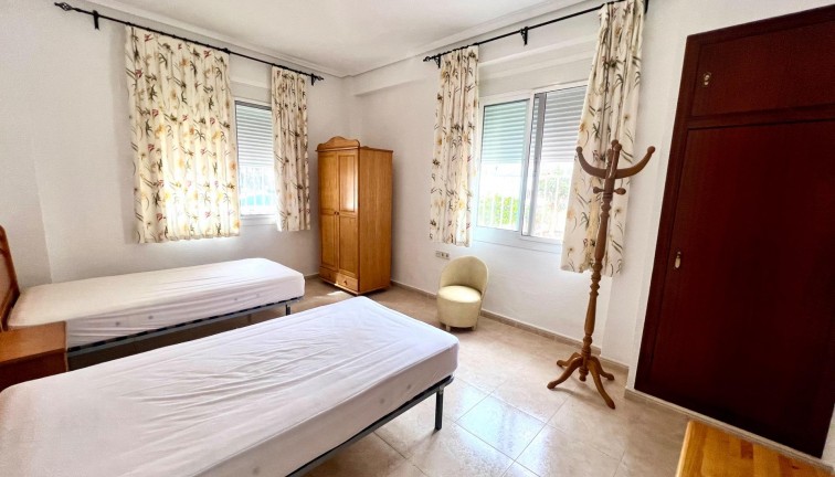 Reventa - Apartamento - Apartamento Planta Baja - Torrevieja - Acequion