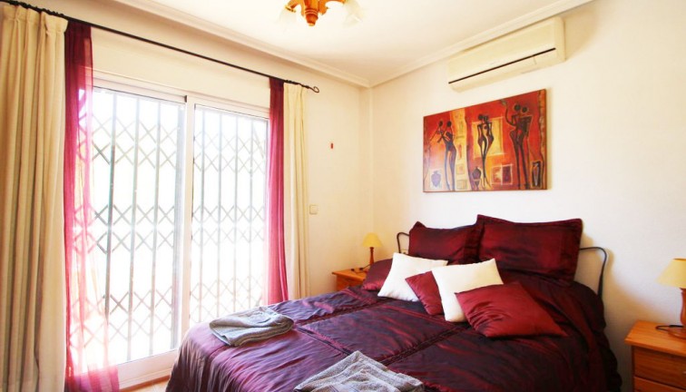 Resale - Chalet - Villamartín