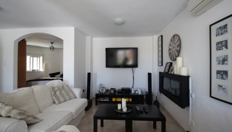 Resale - Chalet - Villamartín